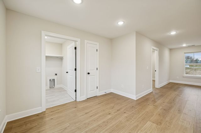 1047 Landing Lane Lot 3, Adams, TN 37010