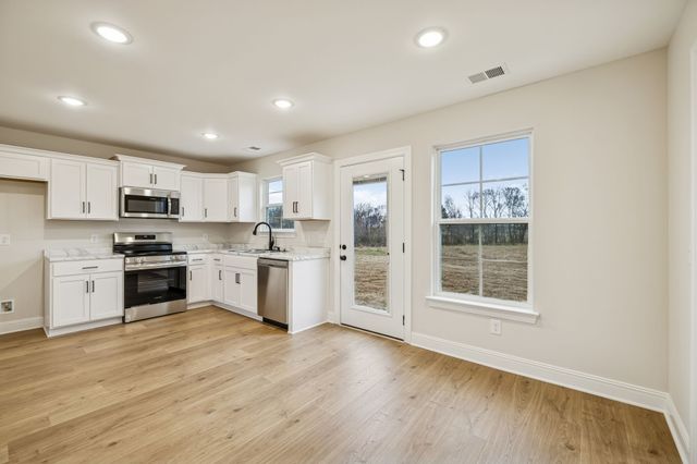 1047 Landing Lane Lot 3, Adams, TN 37010