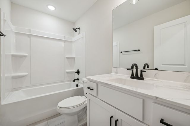 1047 Landing Lane Lot 3, Adams, TN 37010