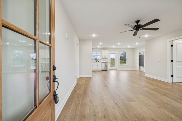 1047 Landing Lane Lot 3, Adams, TN 37010