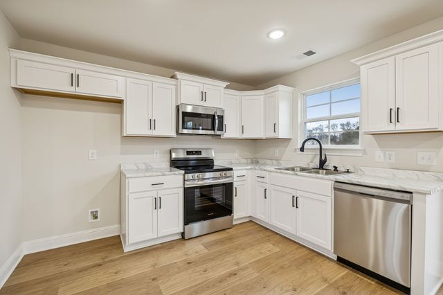 1047 Landing Lane Lot 3, Adams, TN 37010