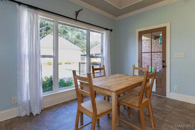 20 Green Laurel Cove, Elmore, AL 36025