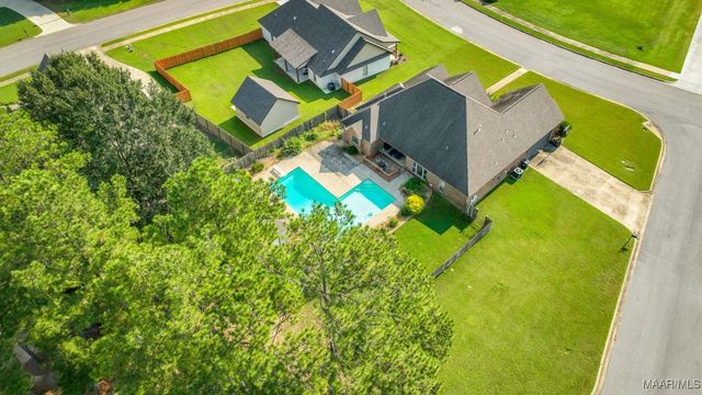 20 Green Laurel Cove, Elmore, AL 36025