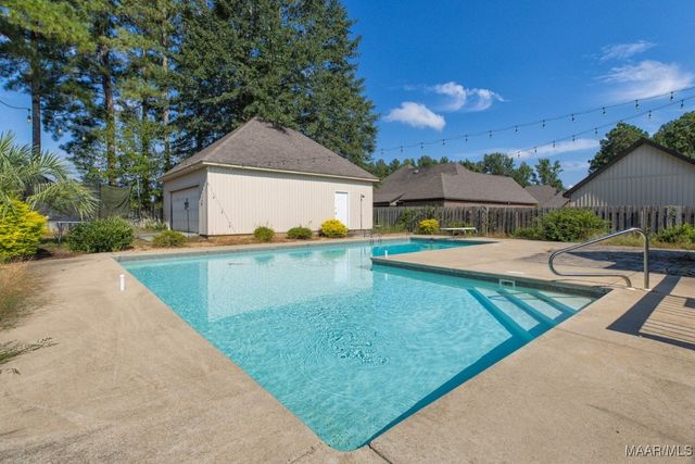 20 Green Laurel Cove, Elmore, AL 36025