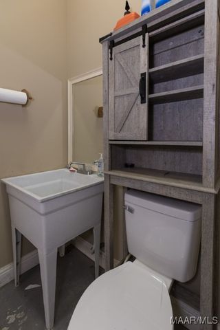 20 Green Laurel Cove, Elmore, AL 36025