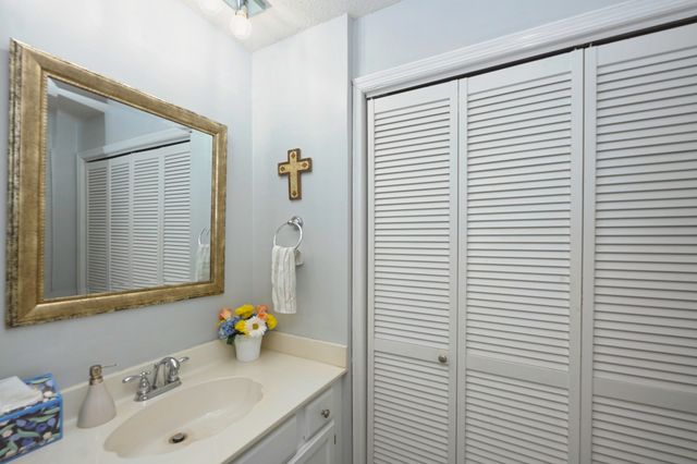 533 Hopewood Ct, Franklin, TN 37064