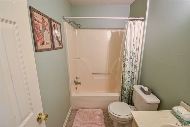 1005 Fairfax, Tuscaloosa, AL 35406