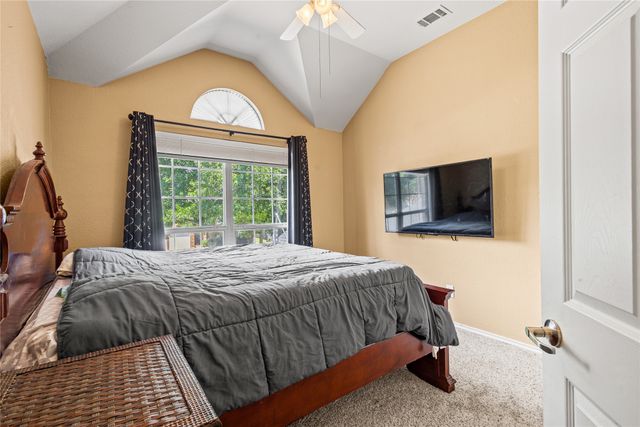 2715 Forest Lake Drive, Grand Prairie, TX 75052