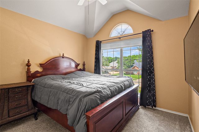 2715 Forest Lake Drive, Grand Prairie, TX 75052