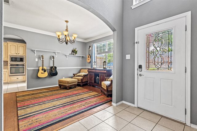 2715 Forest Lake Drive, Grand Prairie, TX 75052