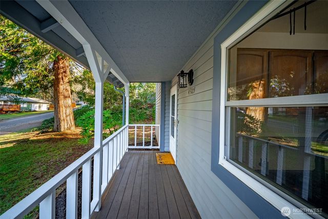 4905 24th Avenue SE, Lacey, WA 98503