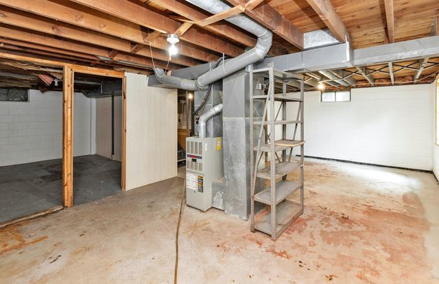 703 Mafred Drive, Norwalk, IA 50728