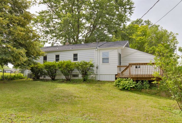 703 Mafred Drive, Norwalk, IA 50728
