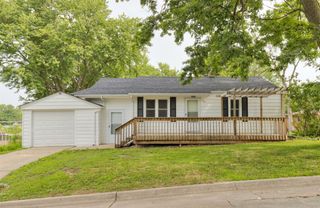 703 Mafred Drive, Norwalk, IA 50728