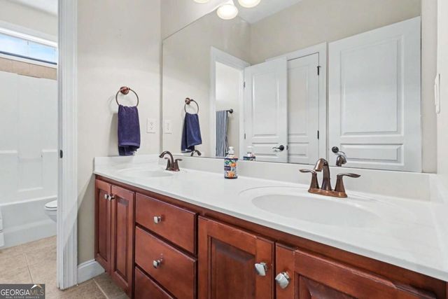 12 Water Oak Drive, Sharpsburg, GA 30277