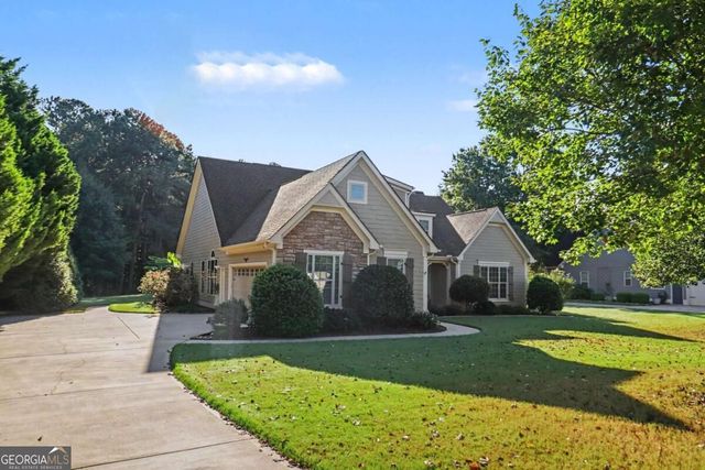 12 Water Oak Drive, Sharpsburg, GA 30277