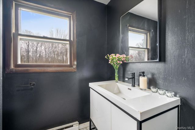 178 Bowers Road, Hurleyville, NY 12747