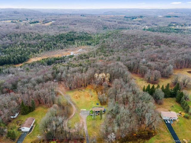 178 Bowers Road, Hurleyville, NY 12747