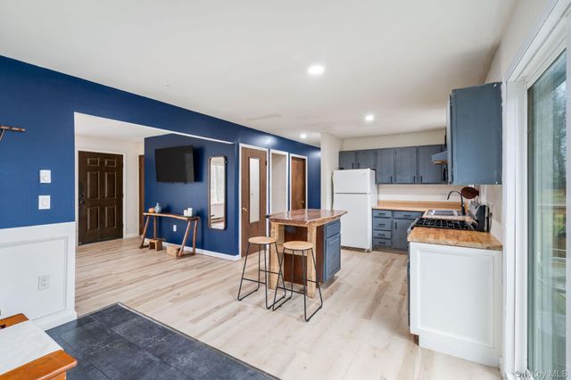 178 Bowers Road, Hurleyville, NY 12747