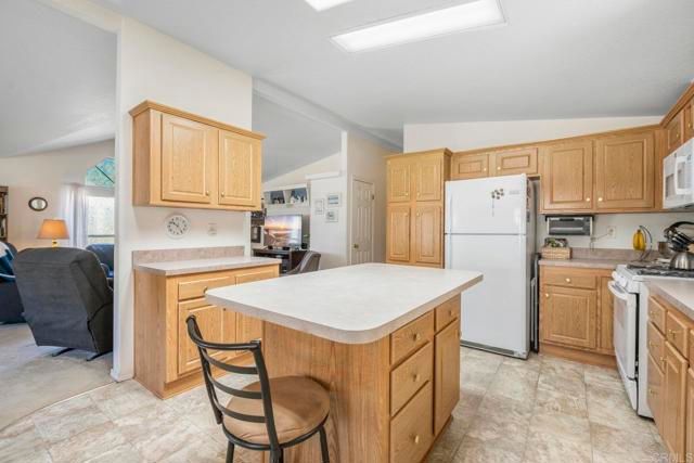 525 W El Norte Parkway 301, Escondido, CA 92026