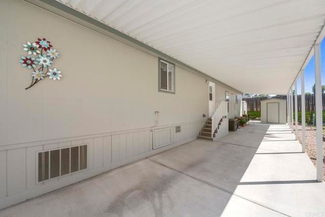 525 W El Norte Parkway 301, Escondido, CA 92026