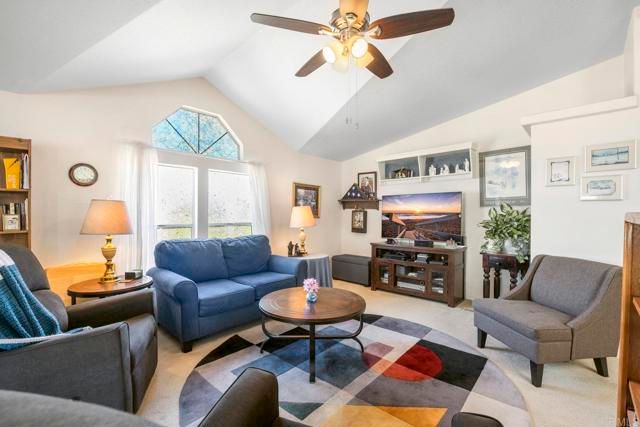 525 W El Norte Parkway 301, Escondido, CA 92026