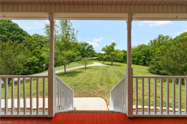 1642 Rhodes Loop, Madison, NC 27025