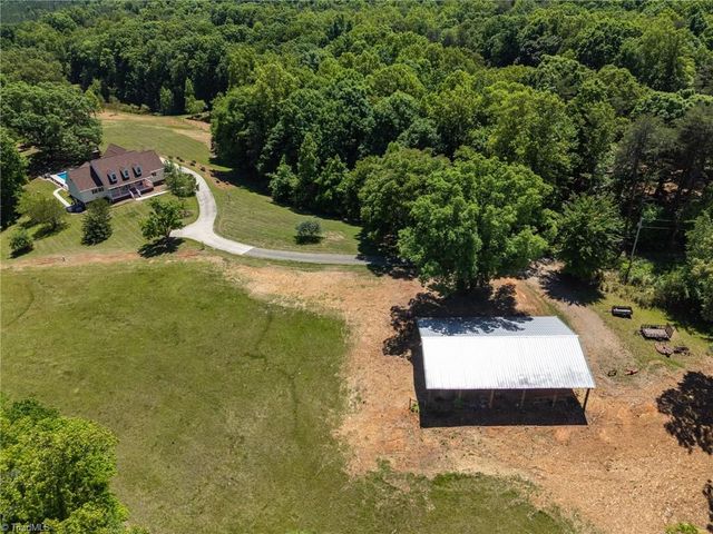 1642 Rhodes Loop, Madison, NC 27025