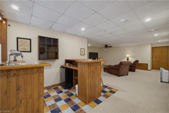 1642 Rhodes Loop, Madison, NC 27025