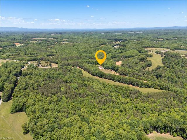 1642 Rhodes Loop, Madison, NC 27025