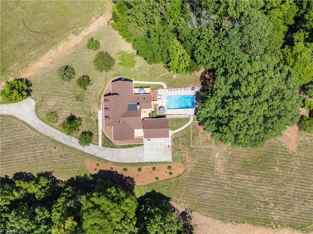 1642 Rhodes Loop, Madison, NC 27025