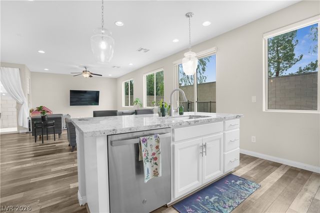 6151 Hays Cove Court, Las Vegas, NV 89148