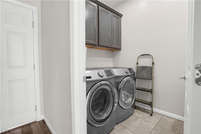 6151 Hays Cove Court, Las Vegas, NV 89148