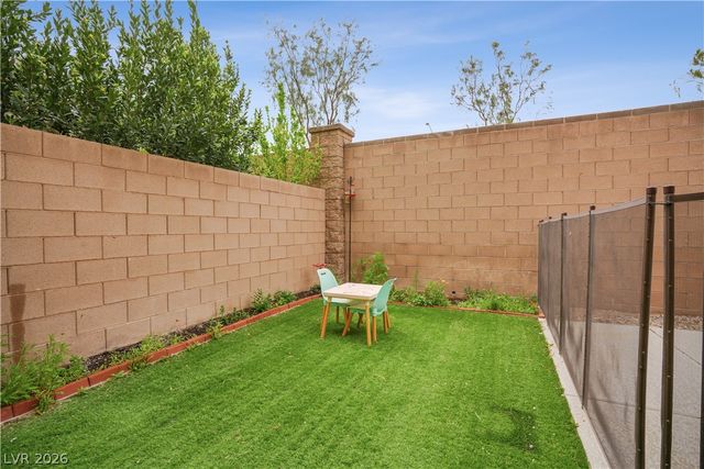 6151 Hays Cove Court, Las Vegas, NV 89148