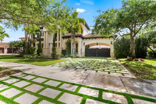 10221 Majestic Trail, Parkland, FL 33076