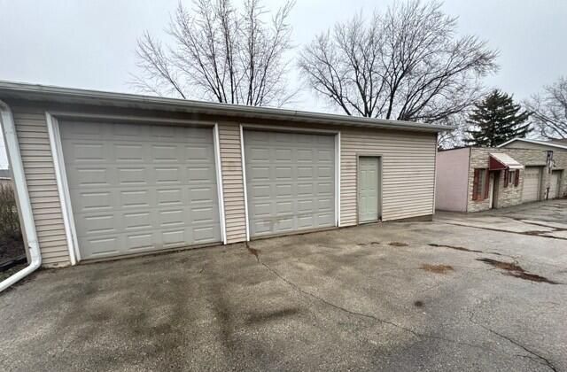 N8909 Lakeshore DRIVE, Van Dyne, WI 54979