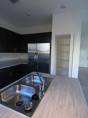 13389 SW 287th Ter 0, Homestead, FL 33033