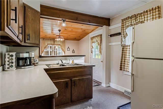 118 East Avenue, Webb, NY 13331