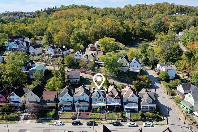 975 Thompson Ave, Donora, PA 15033