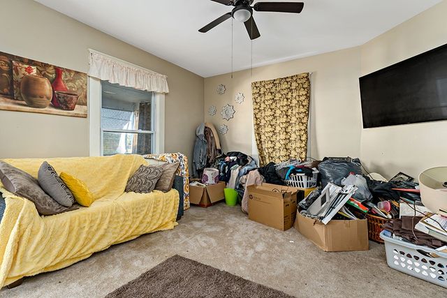 975 Thompson Ave, Donora, PA 15033