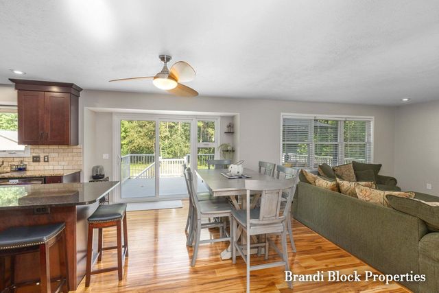 3733 Webber Pines Drive Ne, Plainfield Twp, MI 49525
