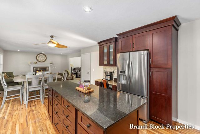 3733 Webber Pines Drive Ne, Plainfield Twp, MI 49525