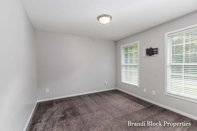 3733 Webber Pines Drive Ne, Plainfield Twp, MI 49525