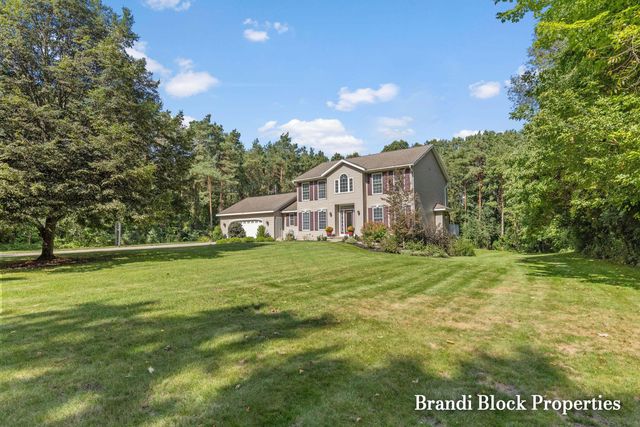 3733 Webber Pines Drive Ne, Plainfield Twp, MI 49525