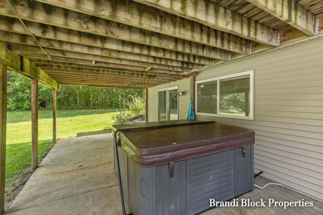 3733 Webber Pines Drive Ne, Plainfield Twp, MI 49525