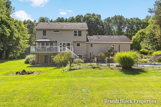 3733 Webber Pines Drive Ne, Plainfield Twp, MI 49525