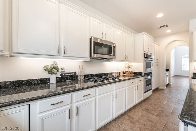 8768 MORENO MOUNTAIN Avenue, Las Vegas, NV 89178