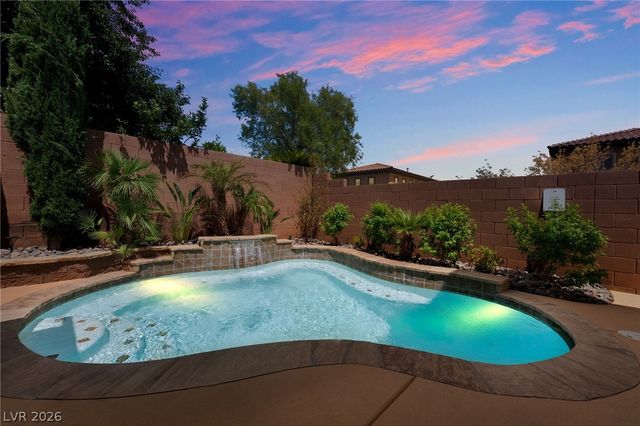 8768 MORENO MOUNTAIN Avenue, Las Vegas, NV 89178