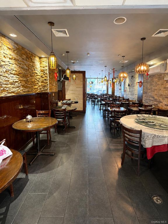578 9th Avenue, New York (manhattan), NY 10036 — photo 3