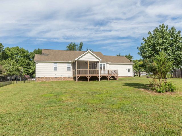 75 Glen Oaks Drive, Youngsville, NC 27596